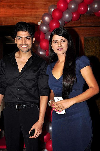 Gurmeet Choudhary to give tribute to Bollywood's dancing superstars!